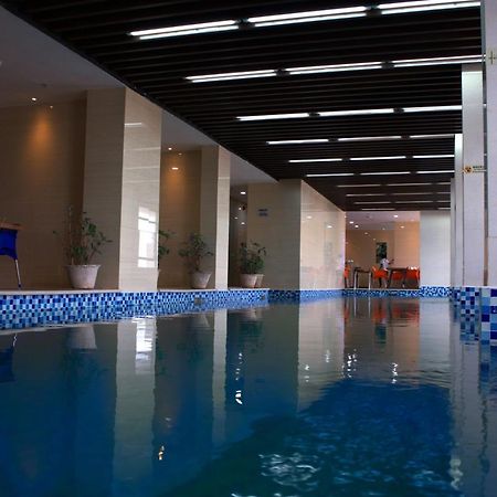 Lark Hotel Dar es Salaam Ngoại thất bức ảnh