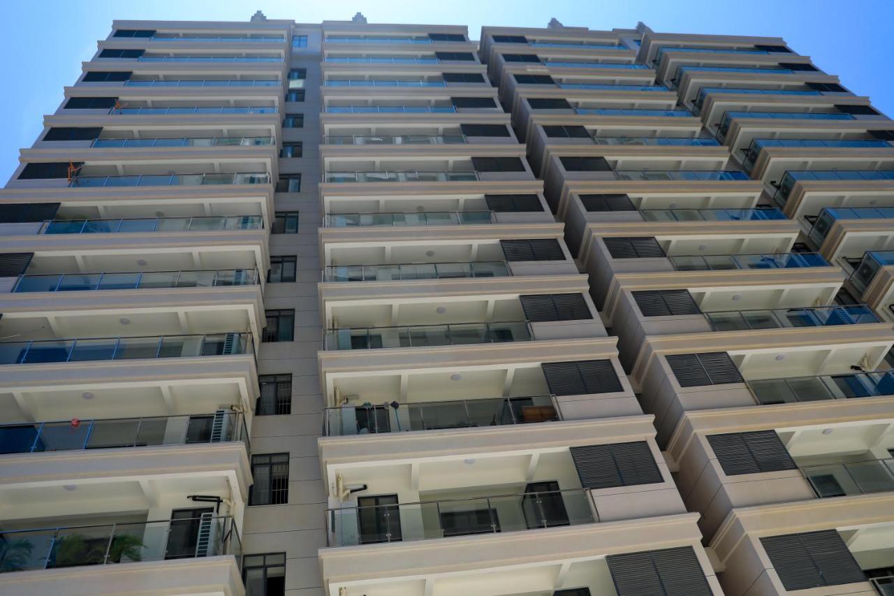 Lark Hotel Dar es Salaam Ngoại thất bức ảnh