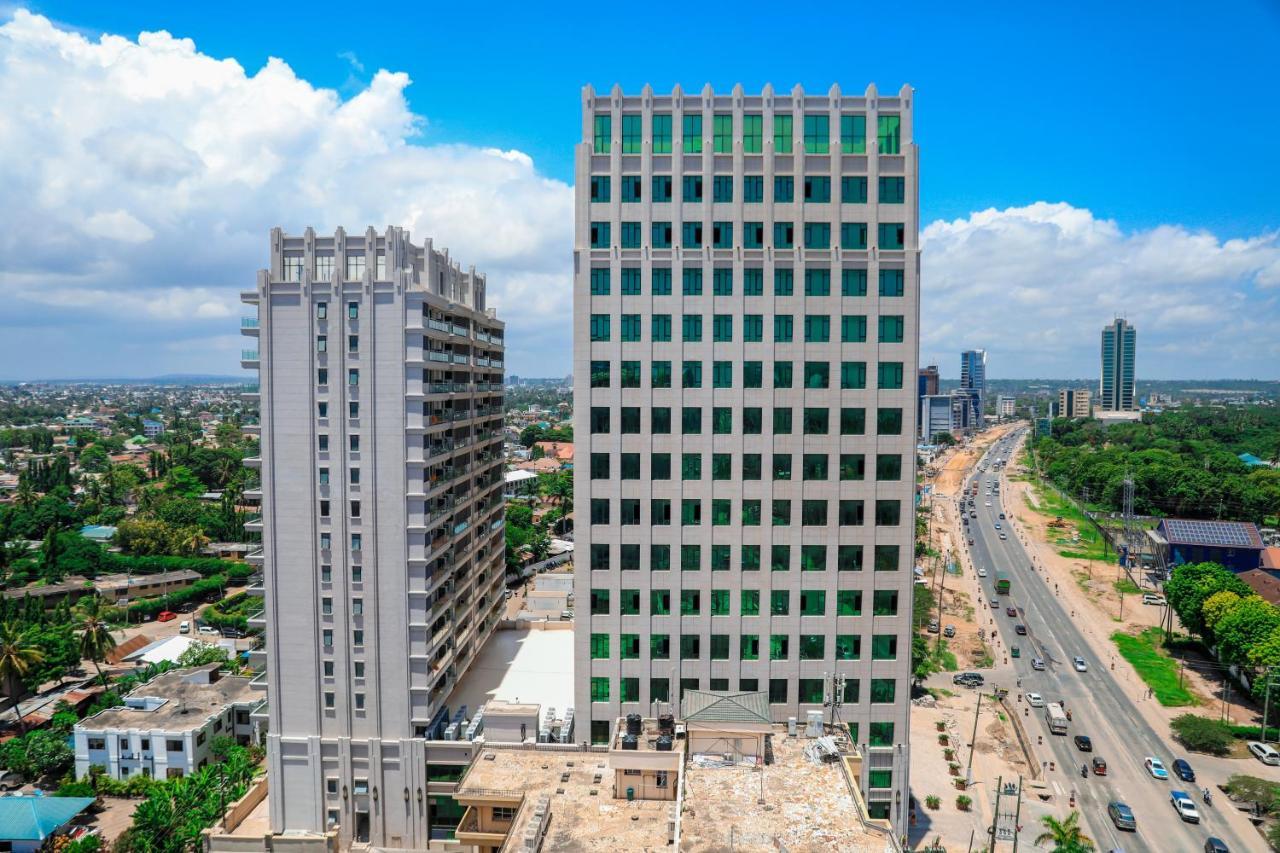 Lark Hotel Dar es Salaam Ngoại thất bức ảnh