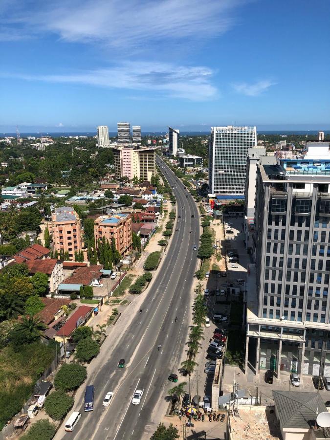 Lark Hotel Dar es Salaam Ngoại thất bức ảnh